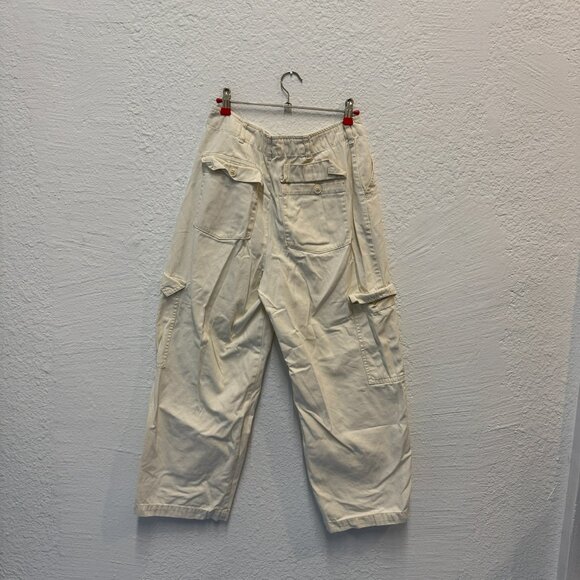 white distressed cargo pants - Picture 4 of 5